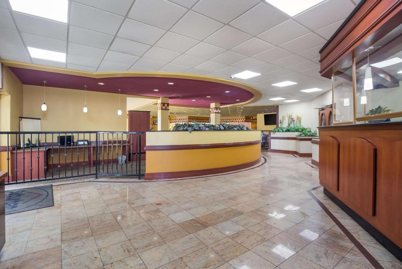 Suburban - Darlington Hotel Florence