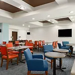 Holiday Inn Express & Suites Florence By Ihg