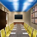 Holiday Inn Express & Suites Florence I-95 & I-20 Civic Ctr By Ihg