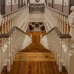 Hotel Florence Tapestry Collection By Hilton