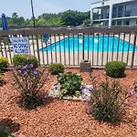 Baymont Inn & Suites