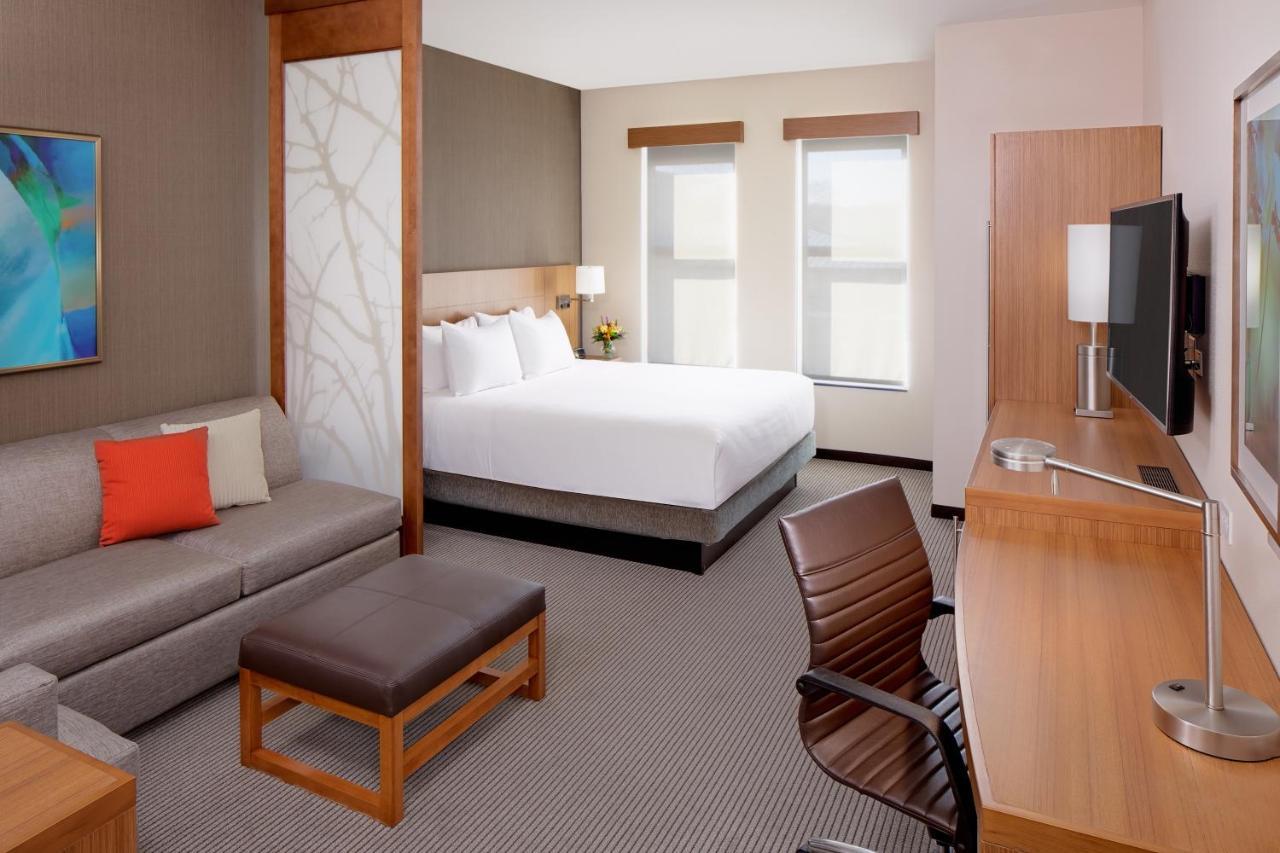Hyatt Place Downtown Hotel