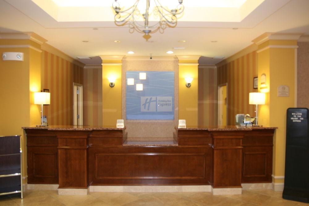 Hotel Express & I-95 & I-20 Civic Ctr By Ihg