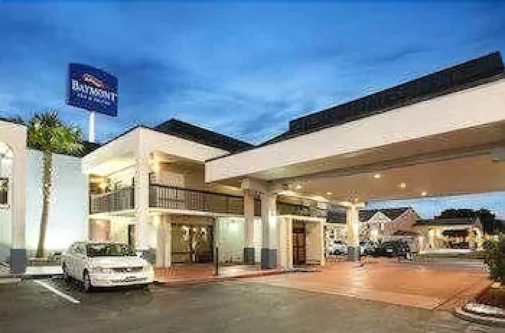 Baymont & 2* Florence