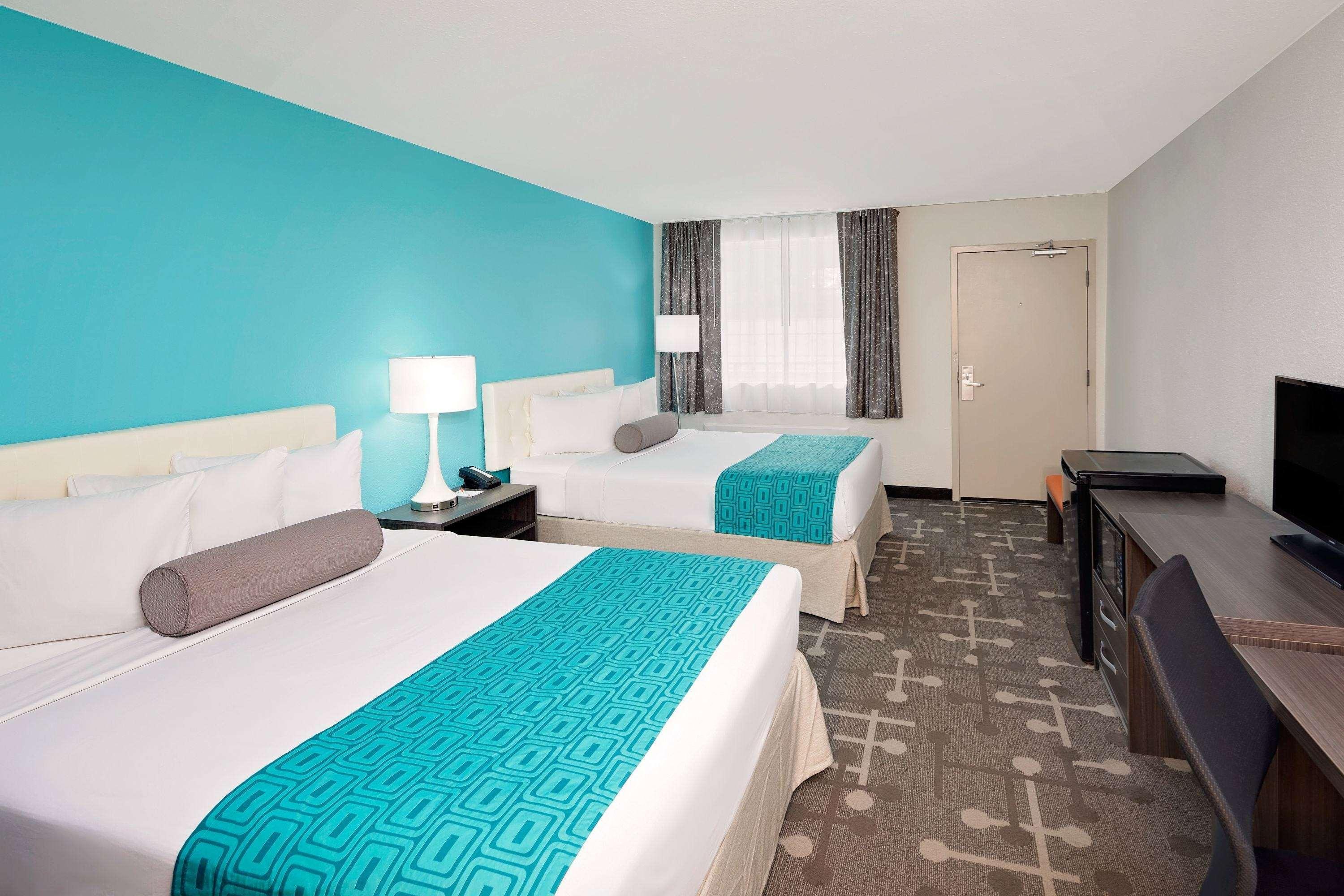 Howard Johnson By Wyndham Hotel Florence
