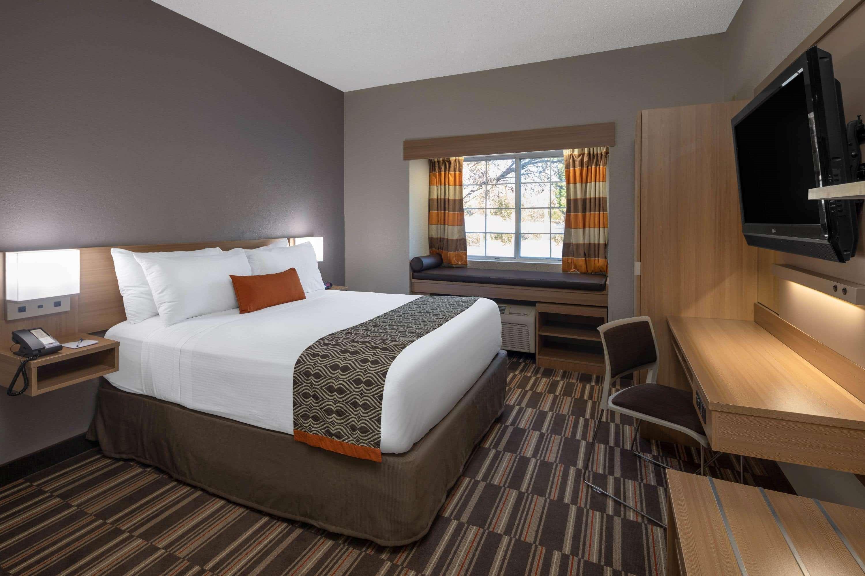 Microtel & By Wyndham 2*