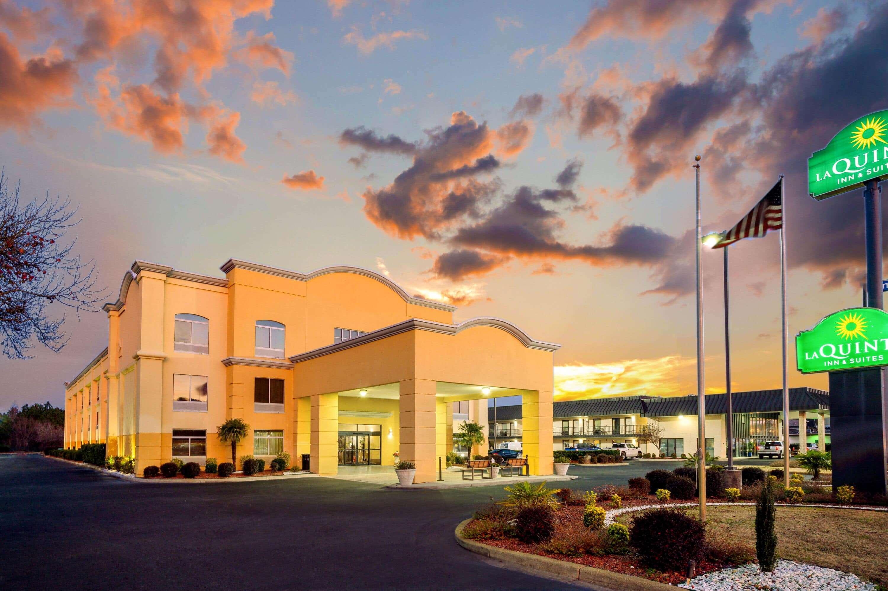 Hotel La Quinta By Wyndham 3*