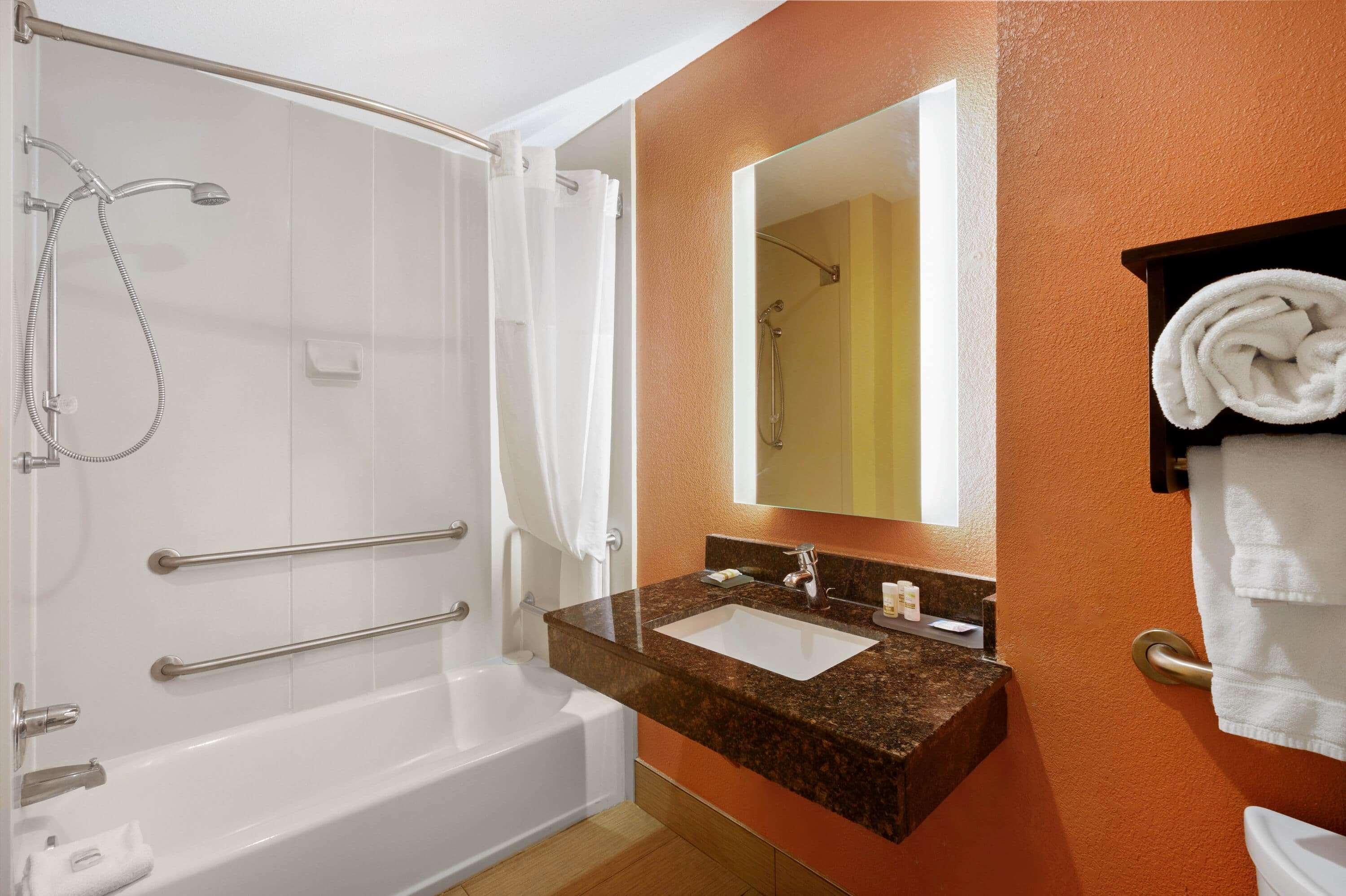 La Quinta By Wyndham Hotel