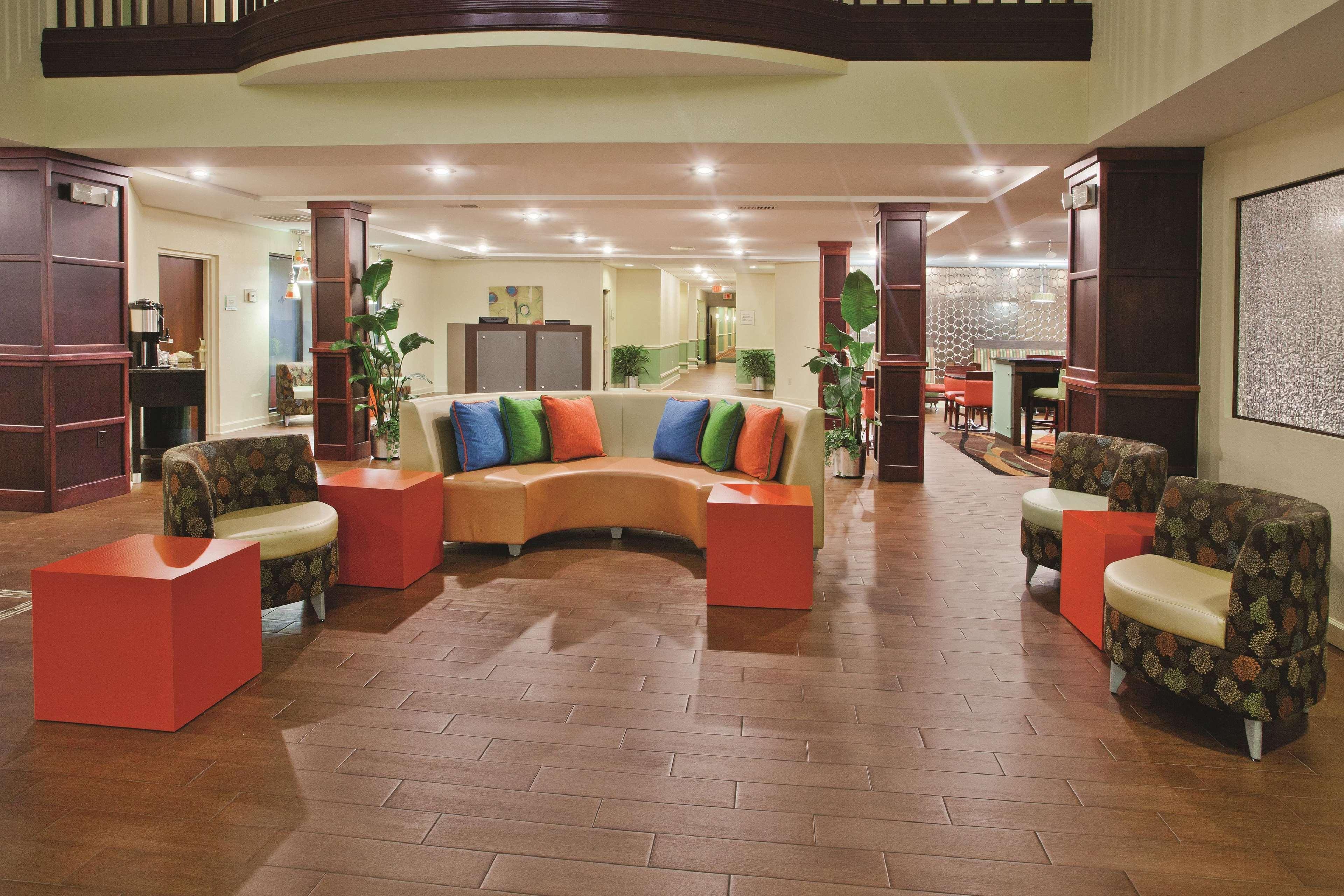 Hotel La Quinta By Wyndham 3*