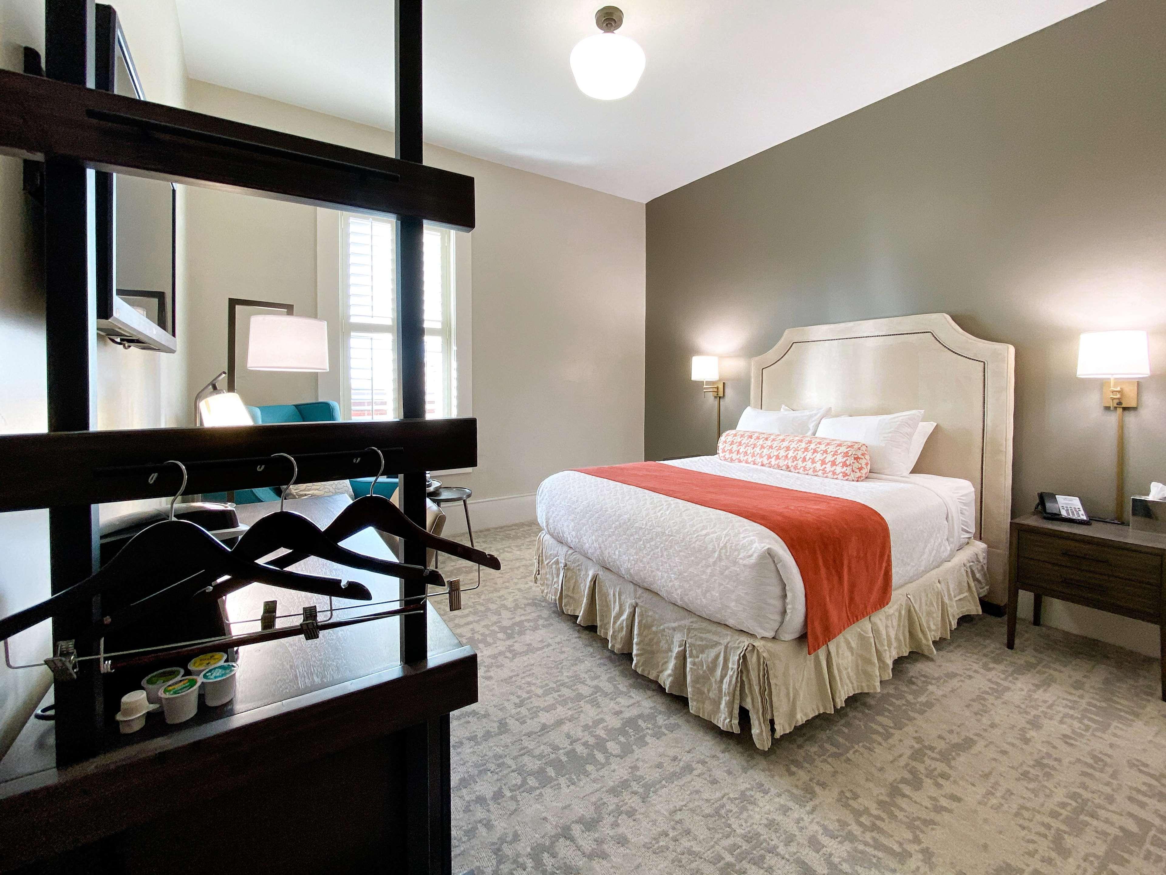 Hotel Florence, Tapestry Collection By Hilton 4*