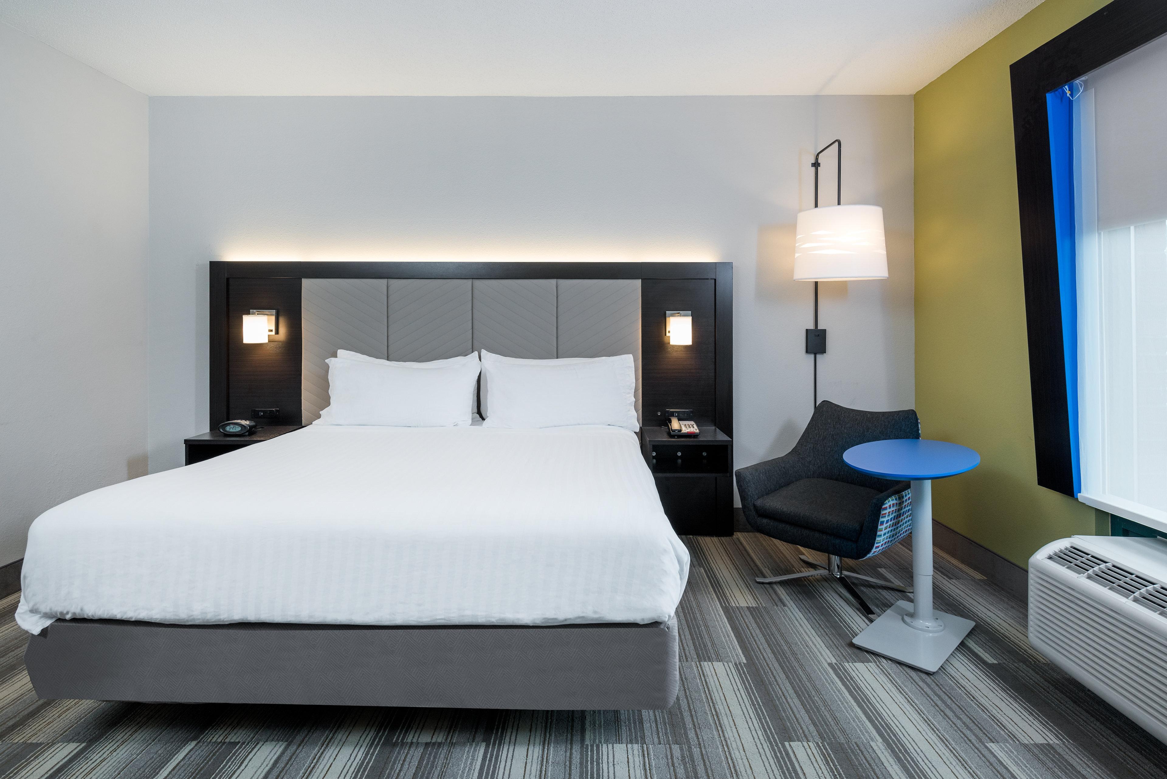 Express & I-95 & I-20 Civic Ctr By Ihg Hotel 3*