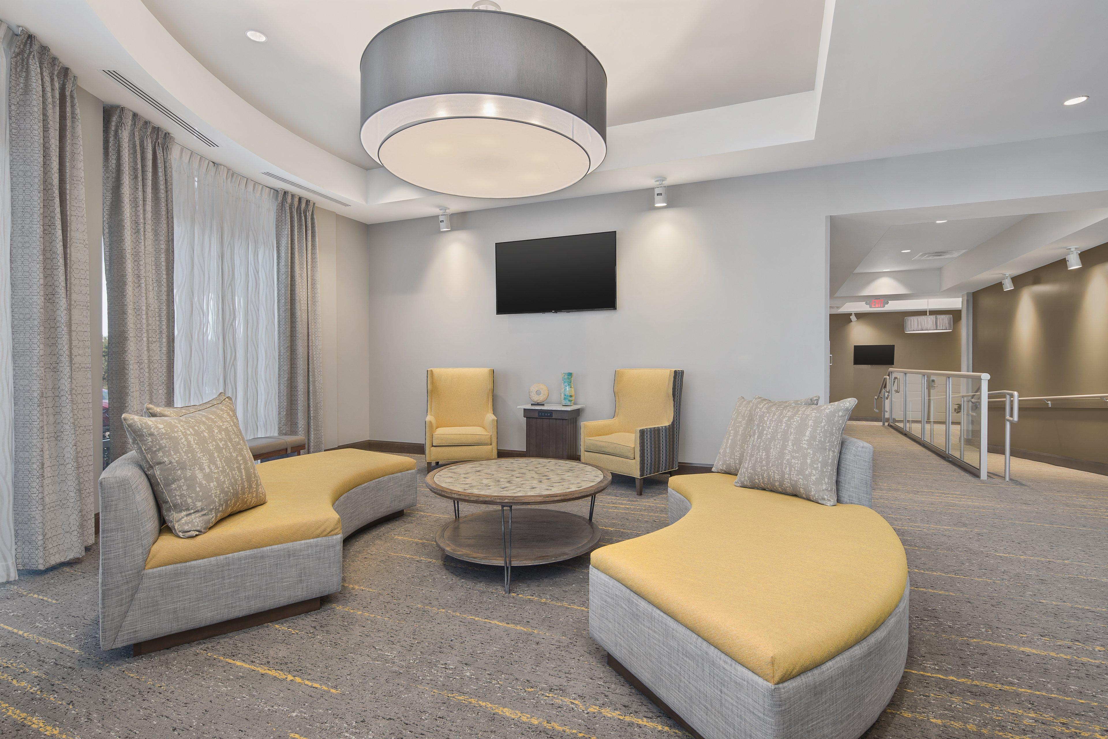 Staybridge - Center By Ihg