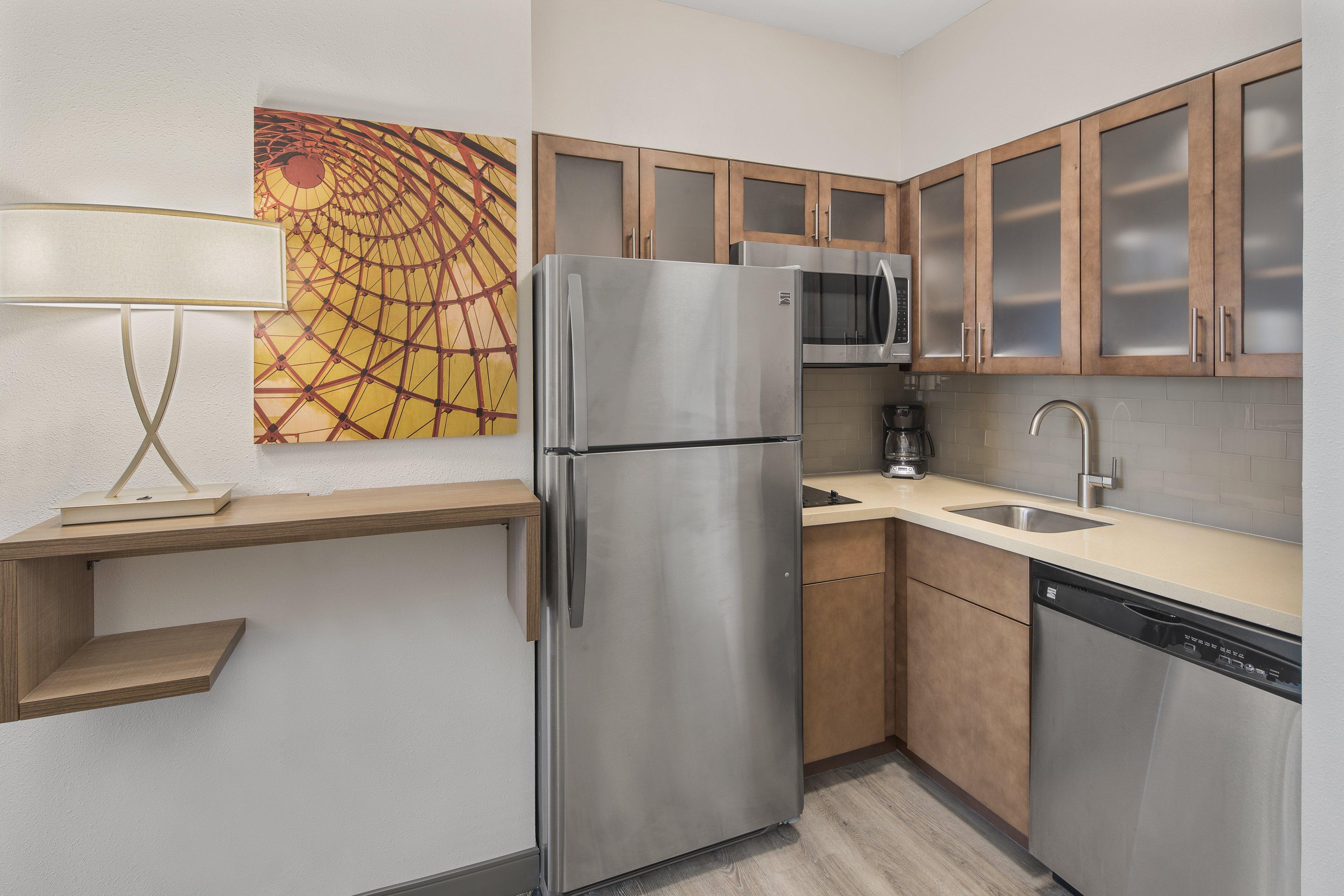Staybridge - Center By Ihg