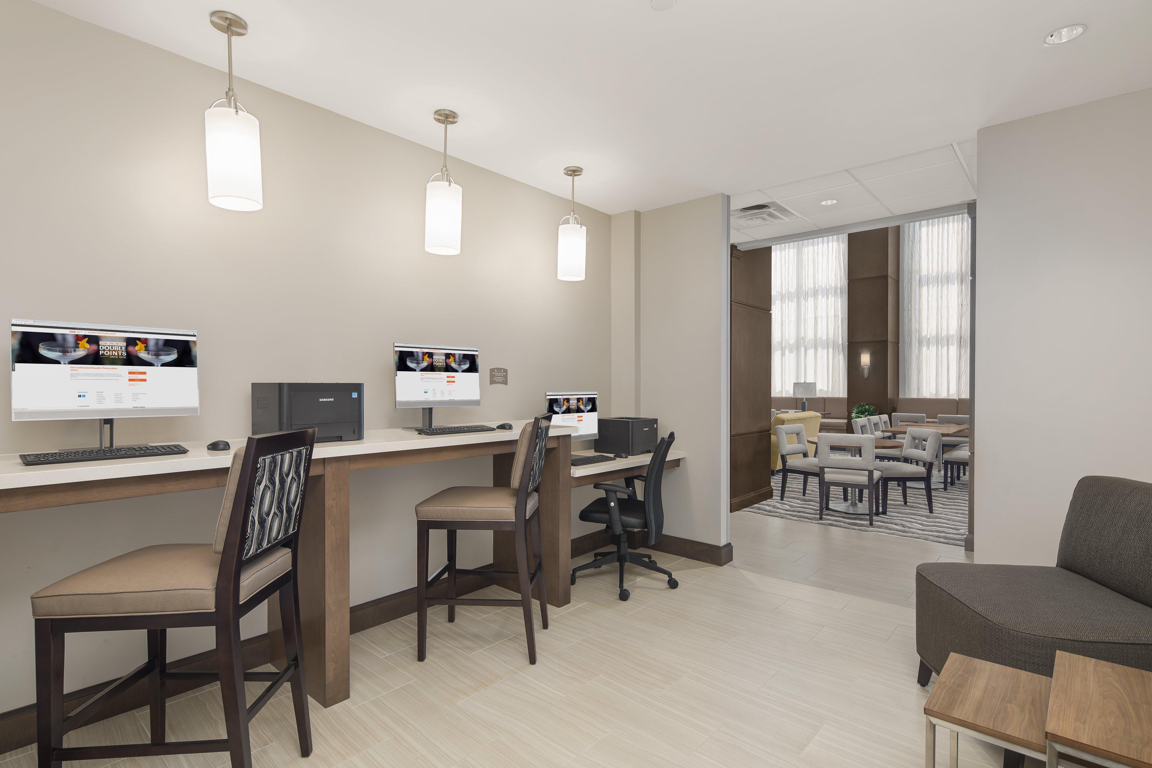 Staybridge - Center By Ihg Hotel