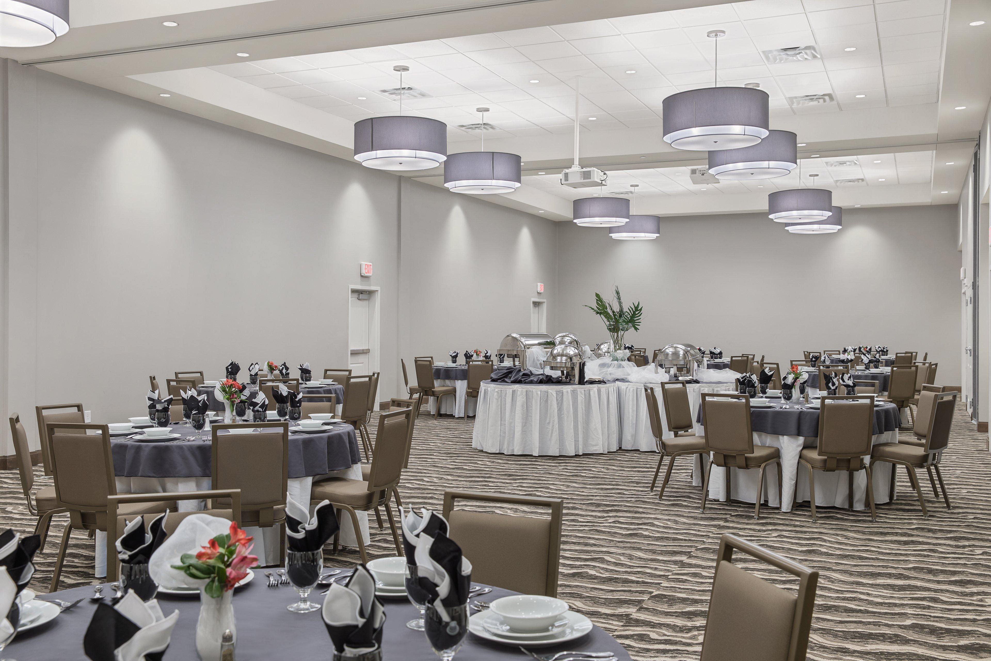 Staybridge - Center By Ihg Florence