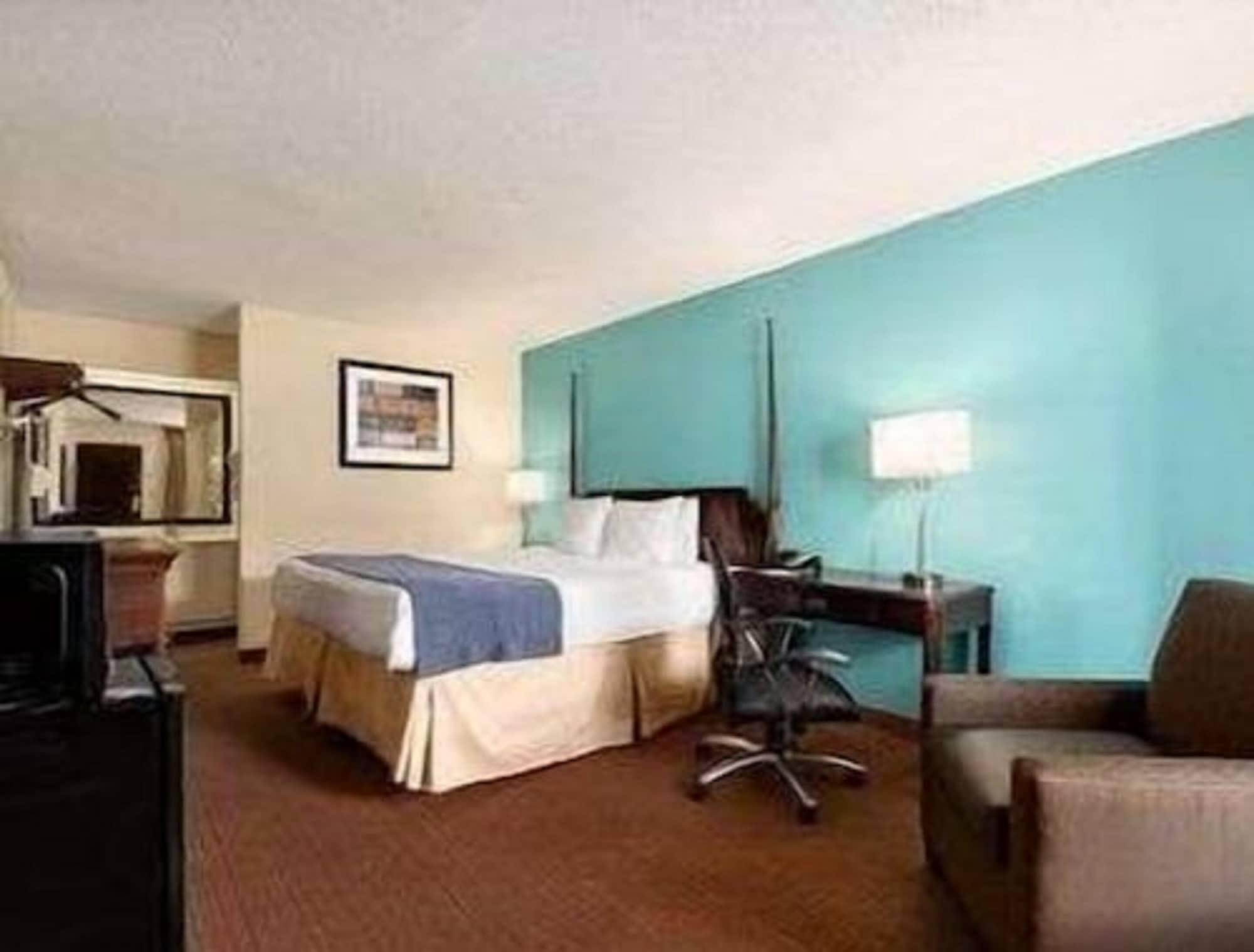 Baymont & Hotel Florence