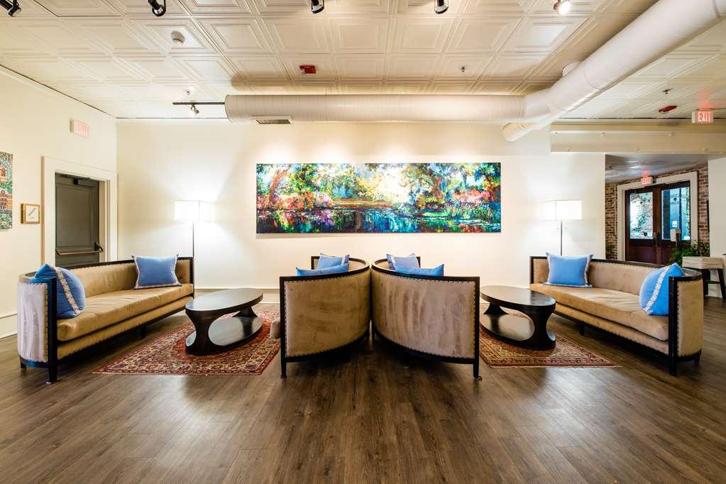 Tapestry Collection By Hilton Florence