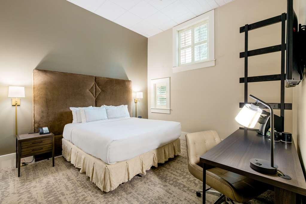 Tapestry Collection By Hilton
