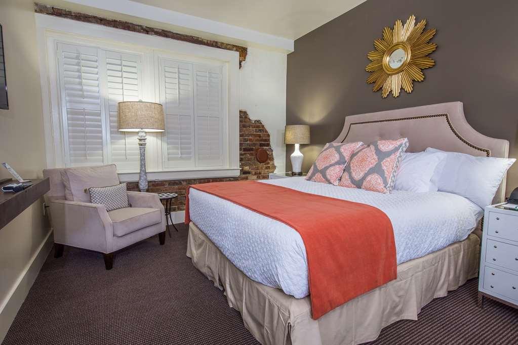 Hotel Tapestry Collection By Hilton
