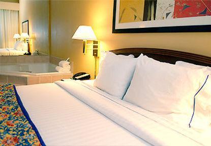 Courtyard South Carolina 3*