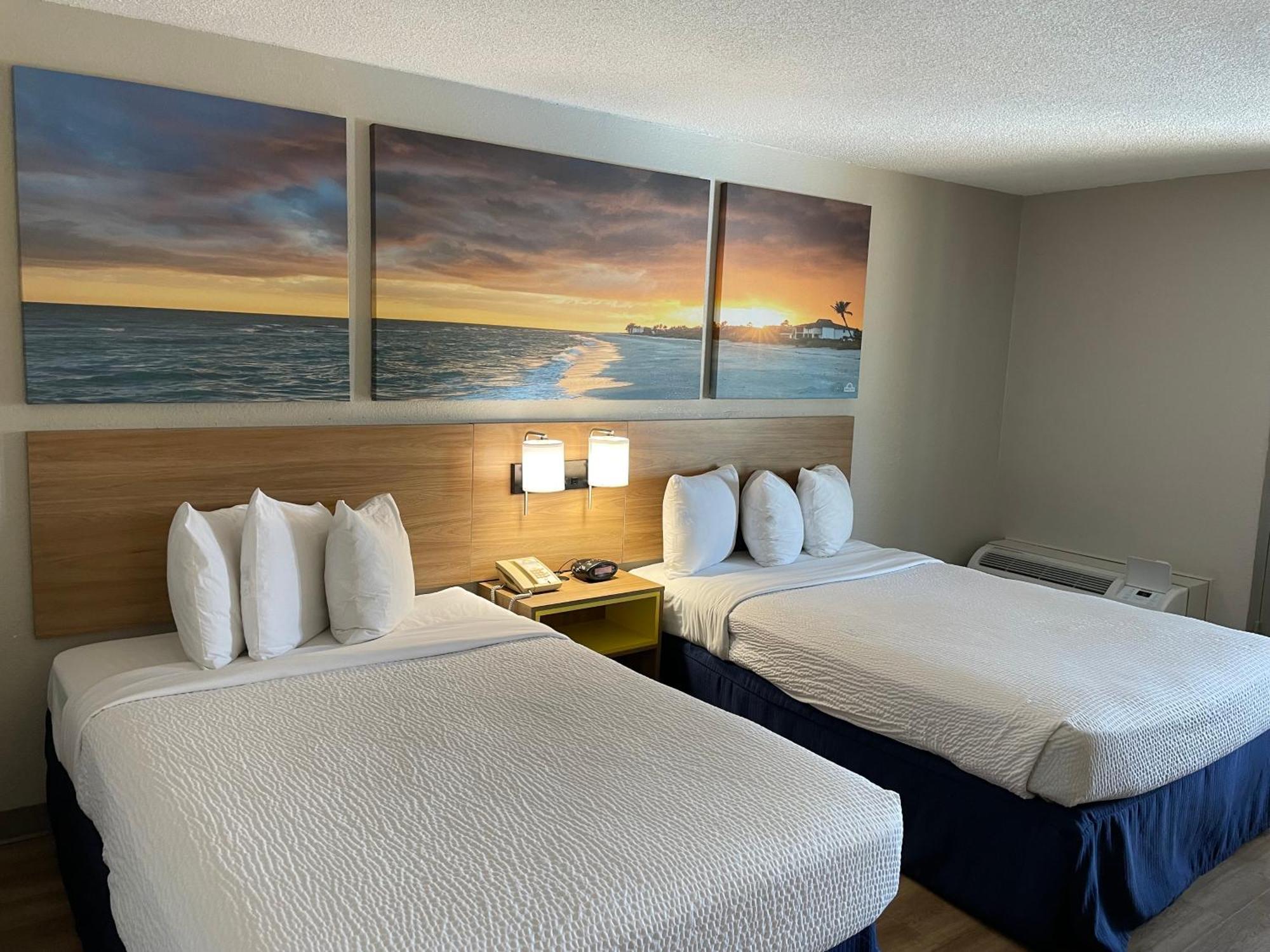 Days By Wyndham Near Civic Center 3* Florence