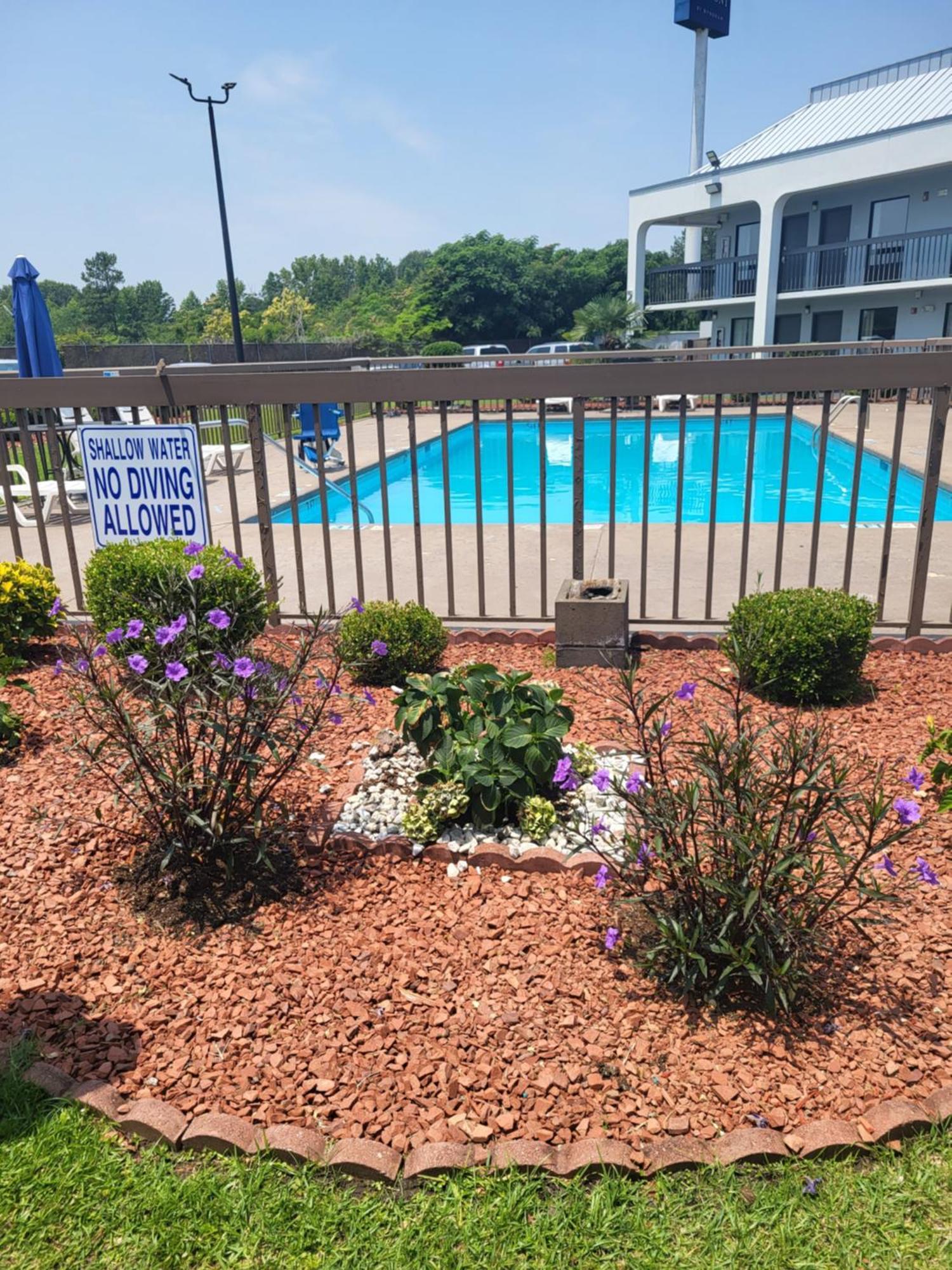 Hotel Baymont & 2*