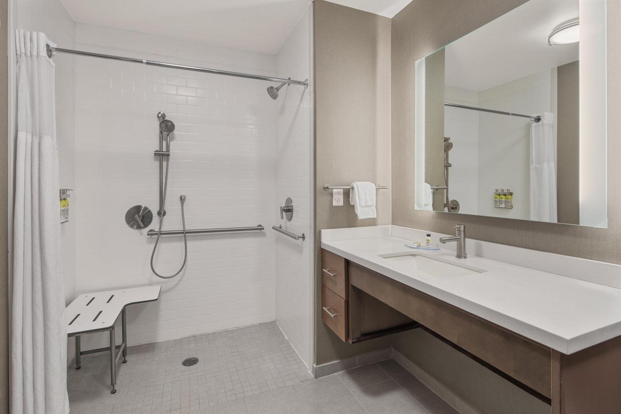 Hotel Staybridge - Center By Ihg