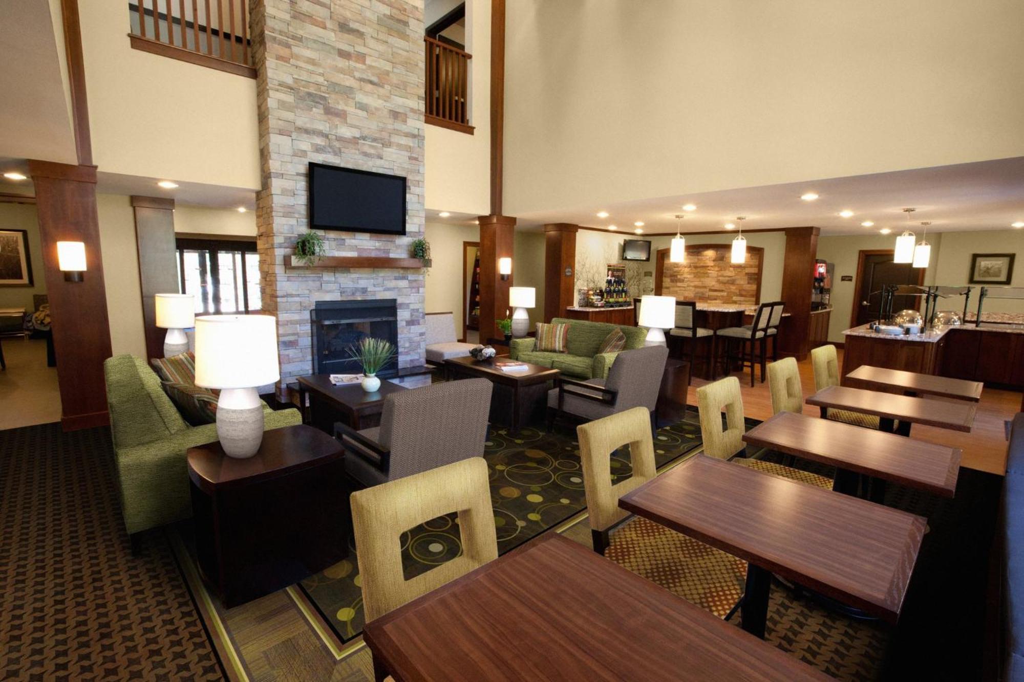 Staybridge - Center By Ihg 3*