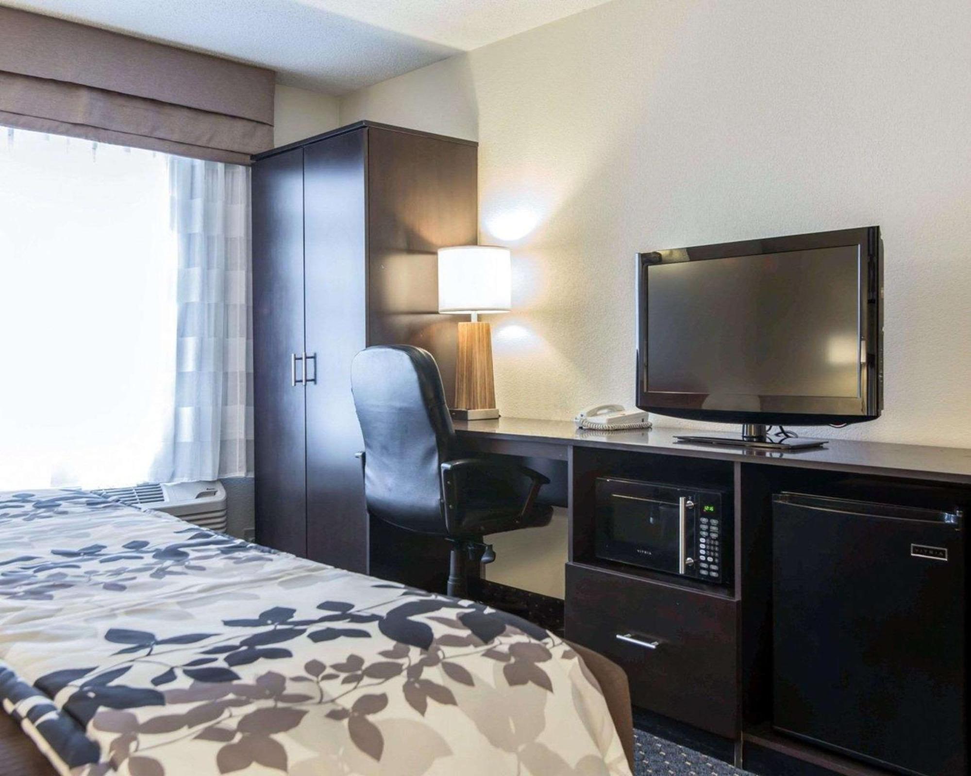 Sleep North Hotel