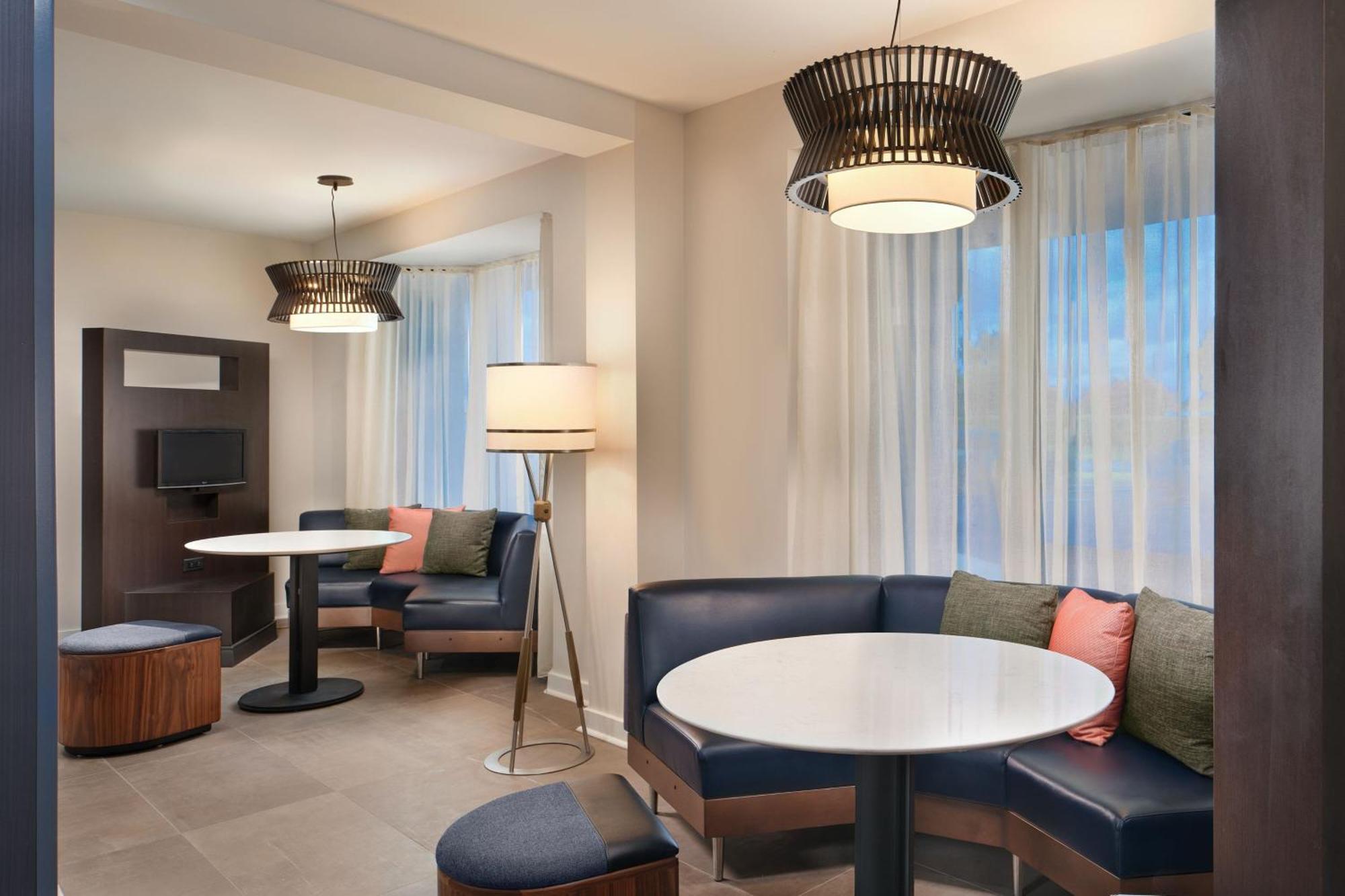 Courtyard South Carolina 3*