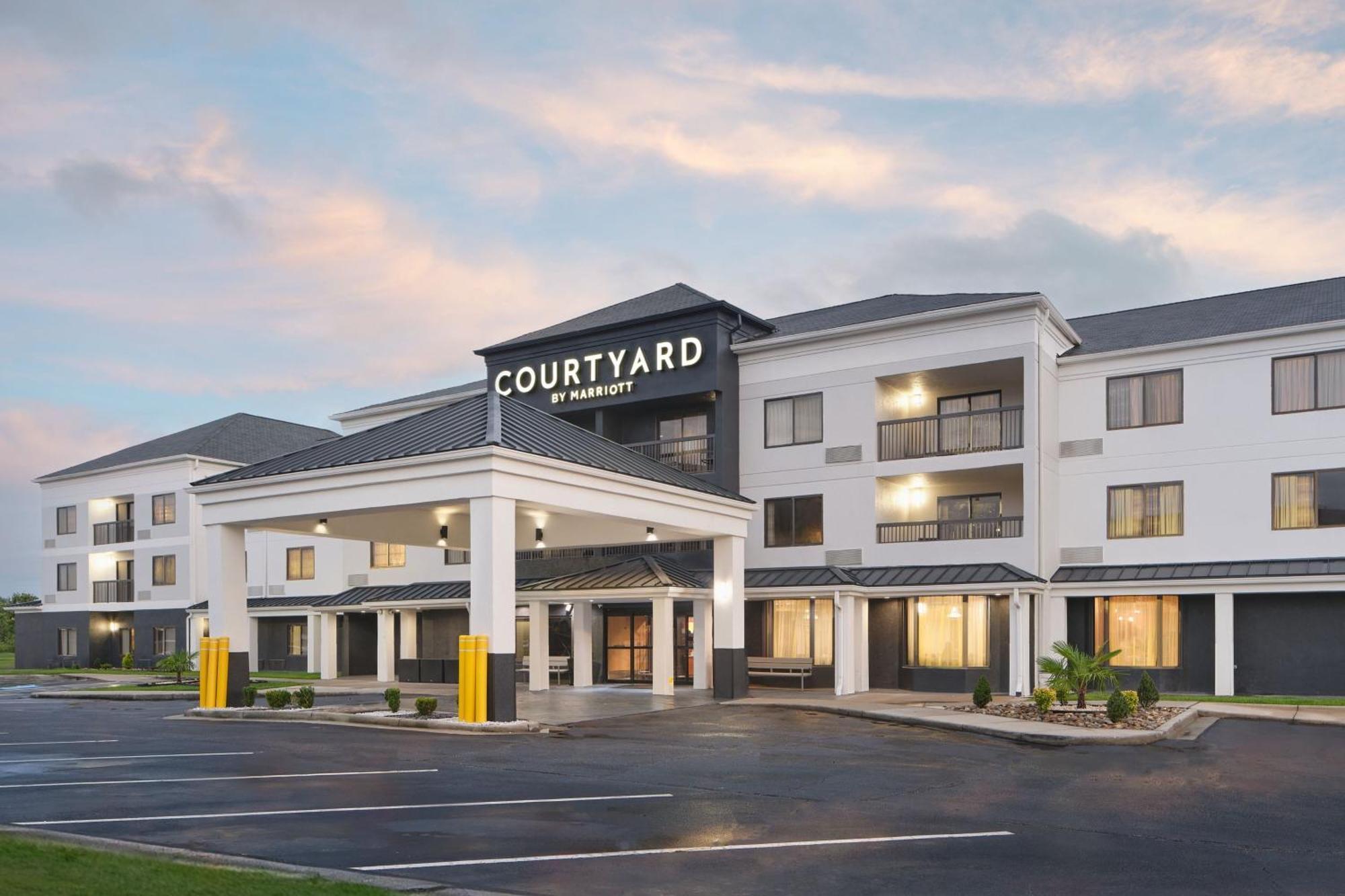 Hotel Courtyard South Carolina