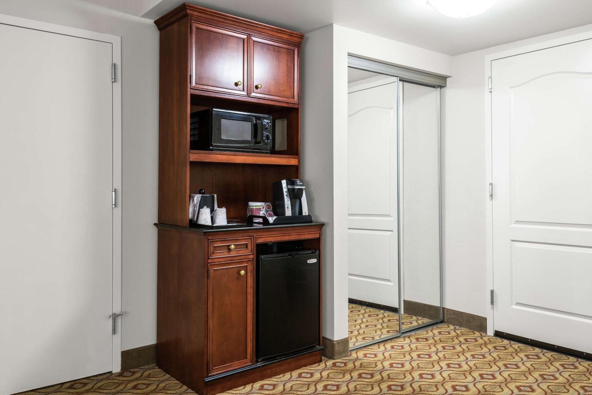 Hilton Garden 3*