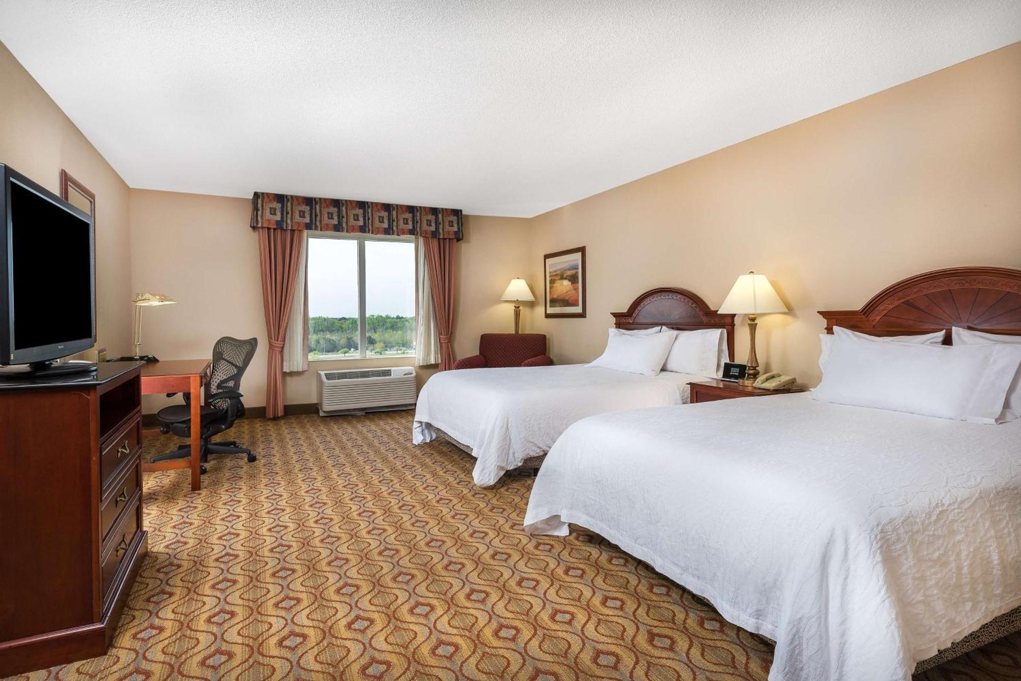 Hilton Garden 3*