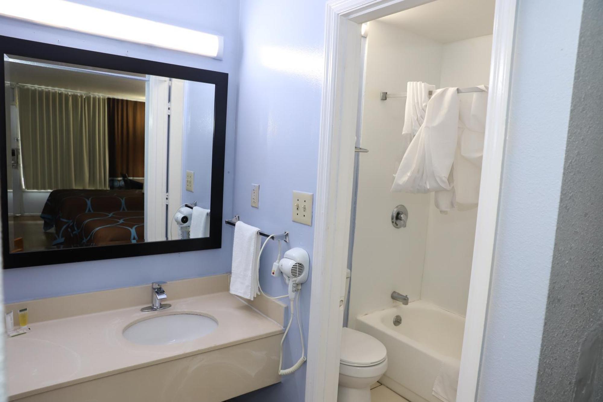 Super 8 By Wyndham Sc I-95 North - Hwy 76 3*