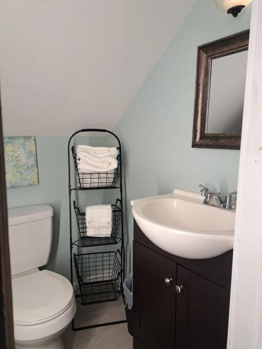 Magnolia Place On Main Apartment *