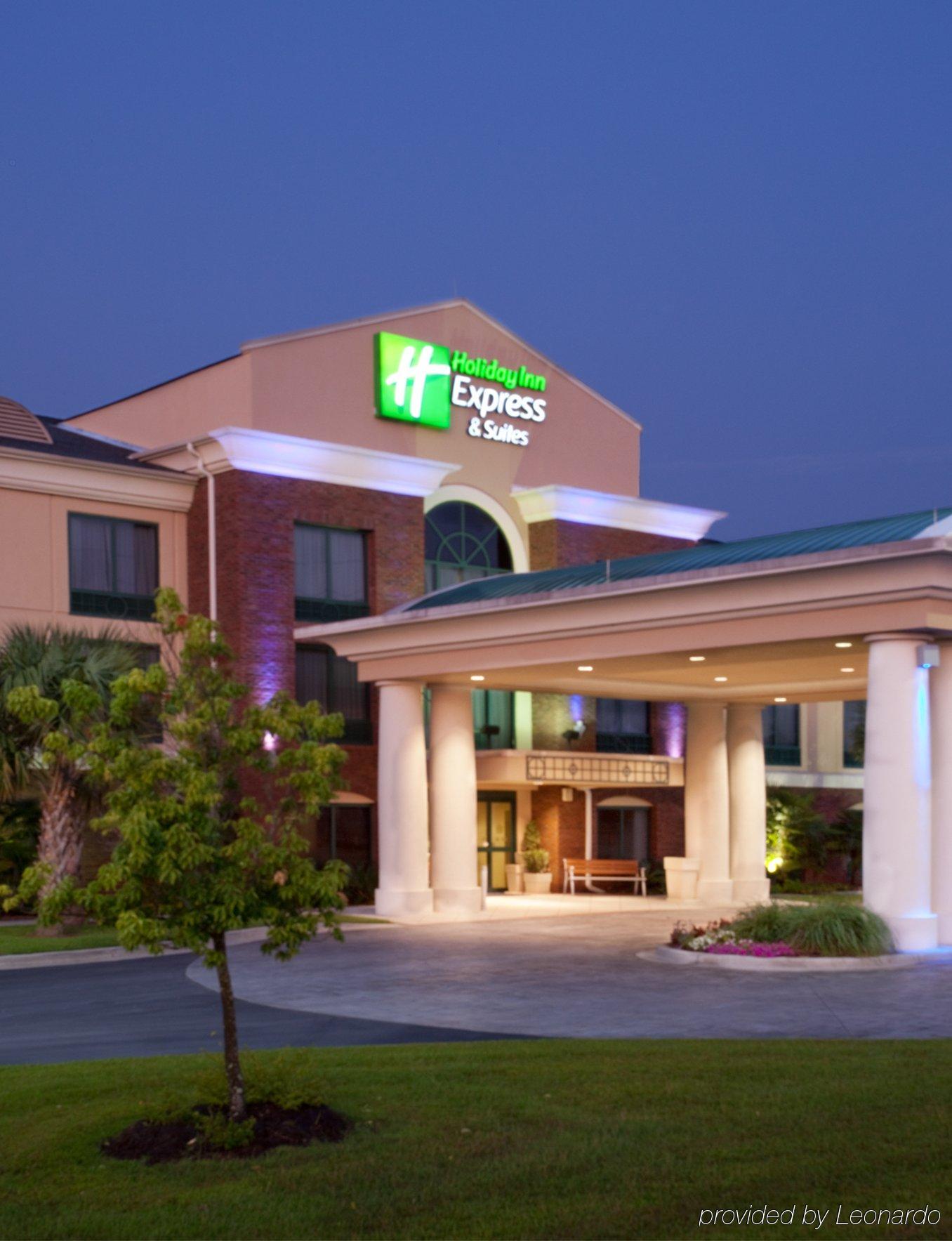 Express & I-95 & I-20 Civic Ctr By Ihg 3*
