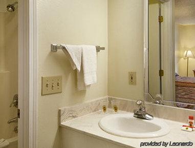 Super 8 By Wyndham Florence