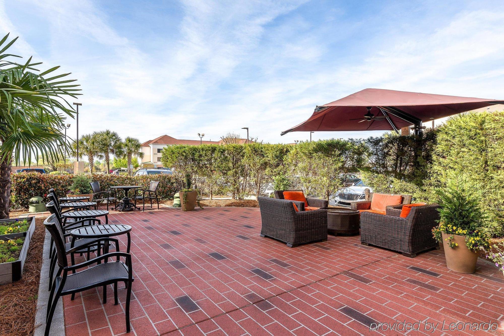 Hilton Garden Hotel 3*