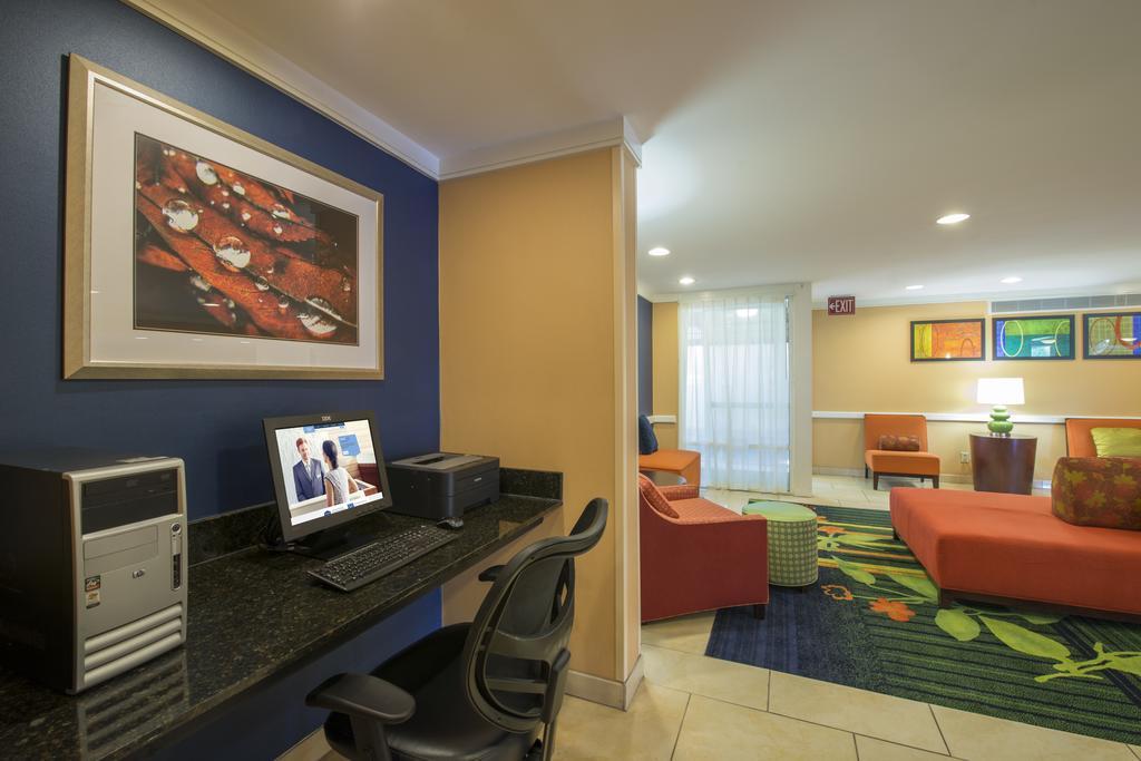 Days By Wyndham Near Civic Center Florence
