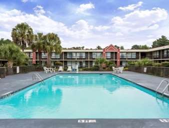 Hotel Clarion & 2*