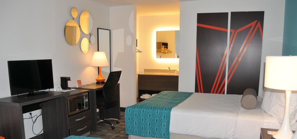 Howard Johnson By Wyndham 4*