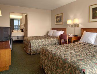 Super 8 By Wyndham Sc I-95 North - Hwy 76 Motel