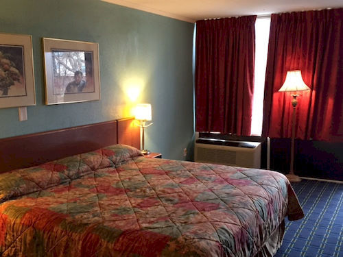 Hotel 6 Historic Downtown
