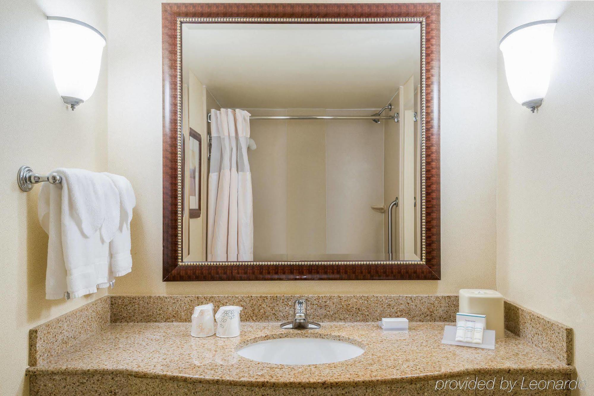 Hilton Garden 3*
