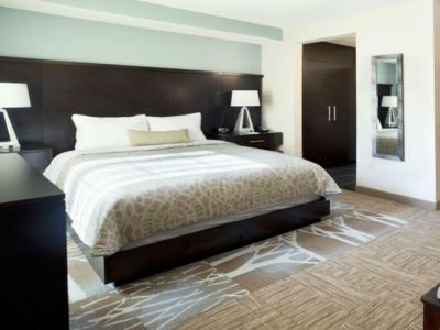 Staybridge - Center By Ihg 3*