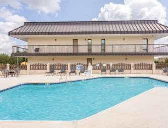 Days By Wyndham Florence/i-95 North Motel 2*