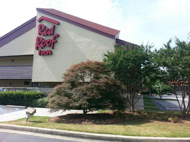 Red Roof - Civic Center Motel 2*