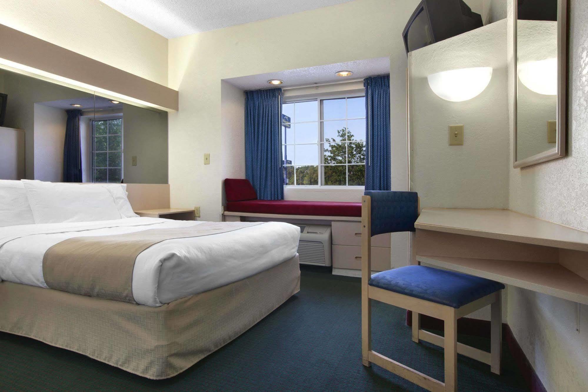 Microtel & By Wyndham
