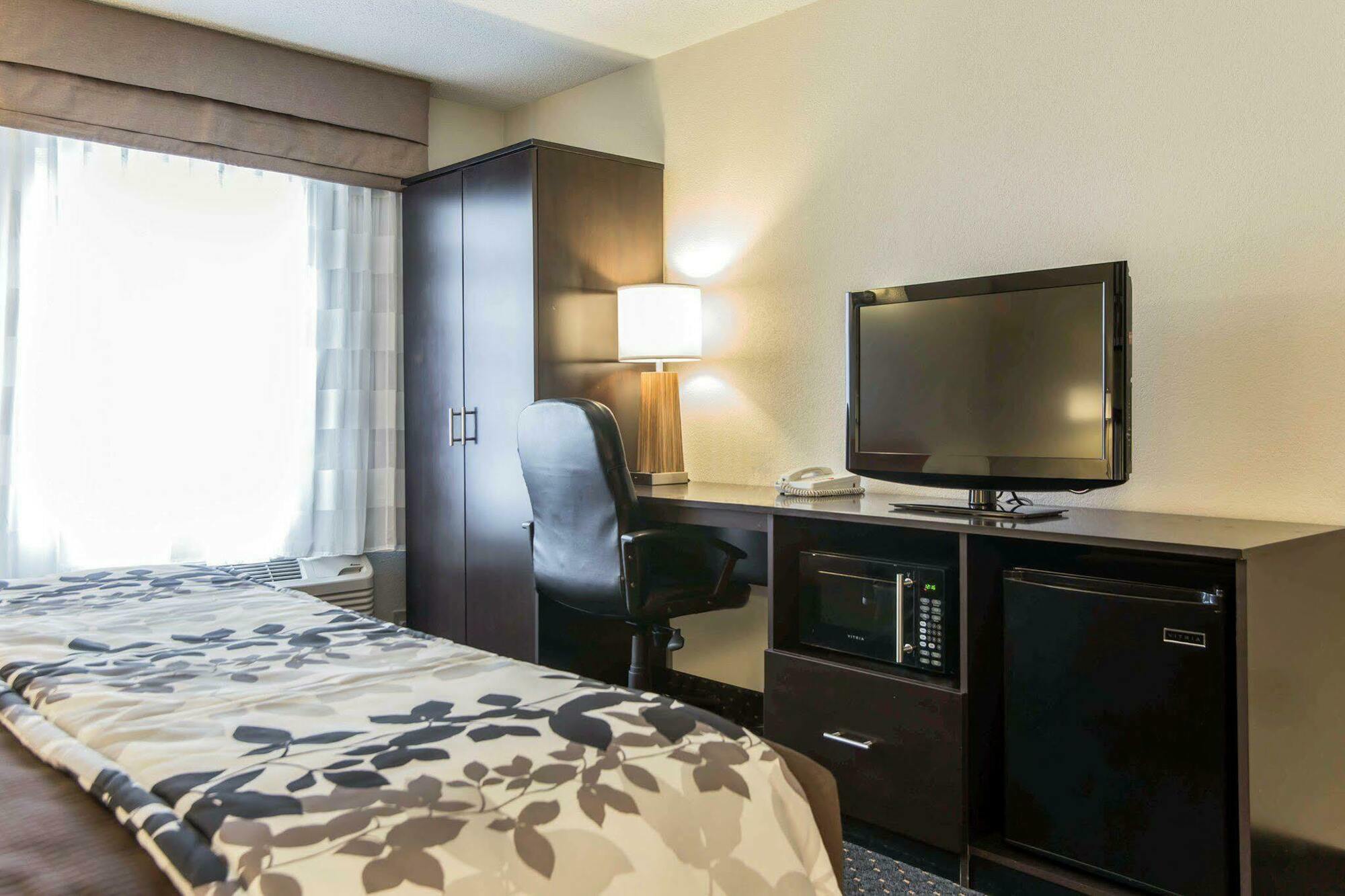 Sleep North Hotel
