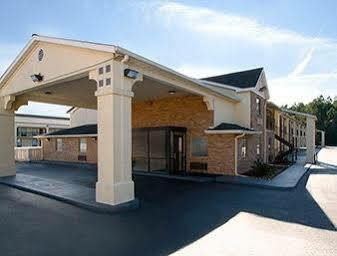 Super 8 By Wyndham Hotel